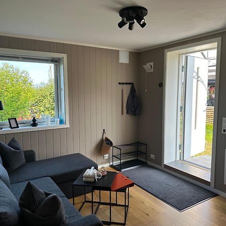 Aurora Apartment Very Close To Cable Car And Sherpatrappa Tromsø Exterior foto