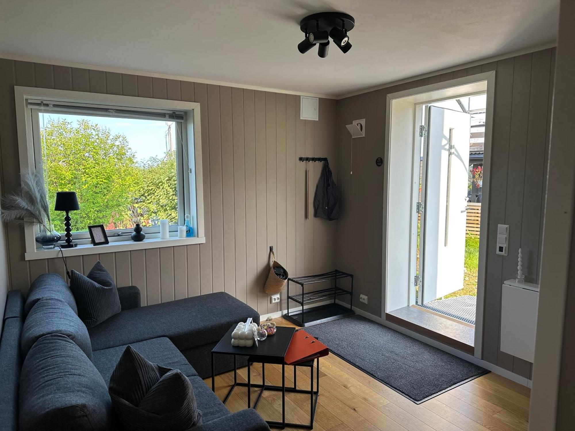 Aurora Apartment Very Close To Cable Car And Sherpatrappa Tromsø Exterior foto
